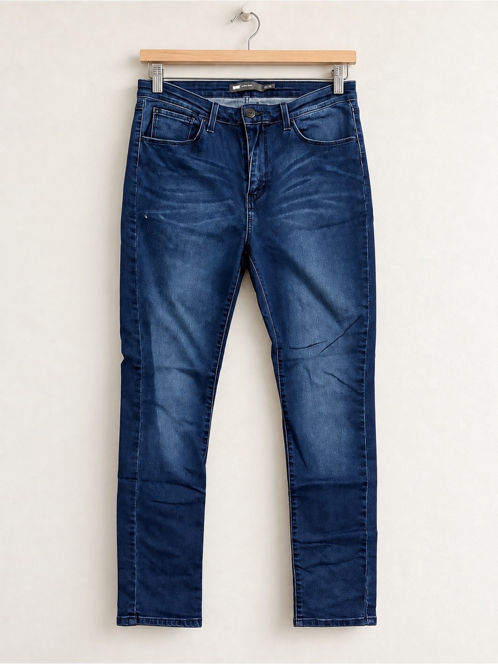 Levi's Women's Straight Leg Jeans in Dark Indigo Blue
